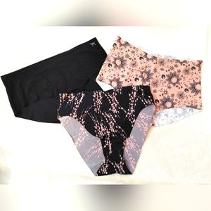 3 Pairs of Victoria Secret / Pink No-show Panties Size Medium